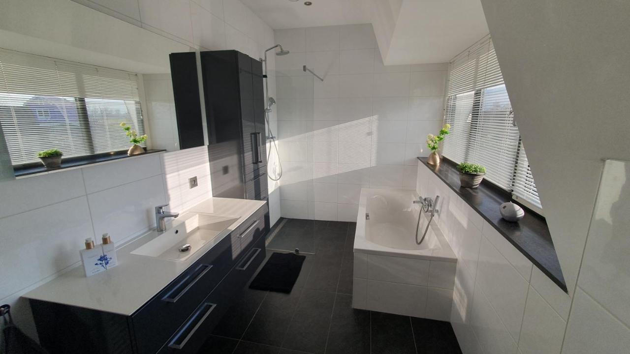 Villa Duinzand Egmond aan den Hoef Luaran gambar